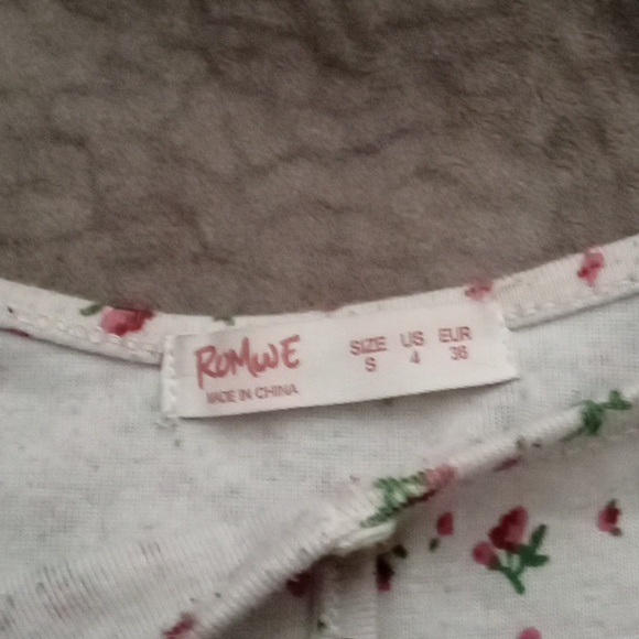 Cropped tank top - Picture 2 of 3